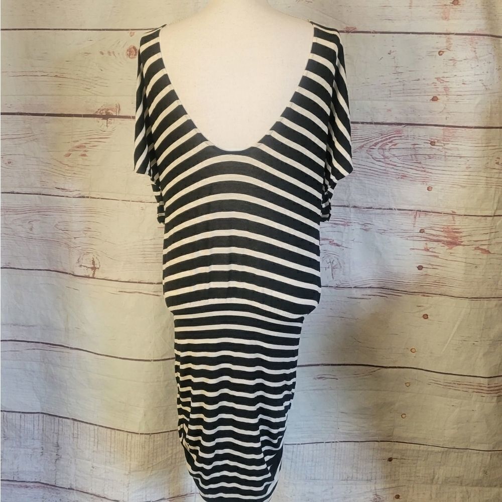 Alice + Olivia Striped Ruched Side Dress Size S